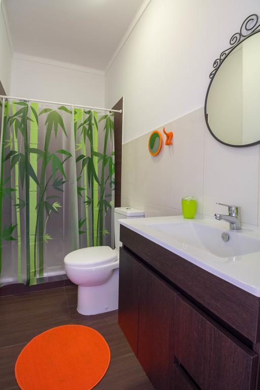 D Wan Guest House Peniche Phòng bức ảnh